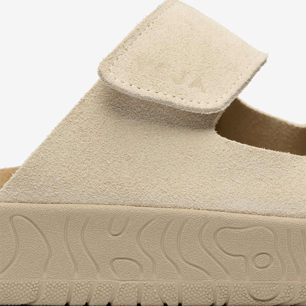 Etna Suede, Pierre/Almond#112917
