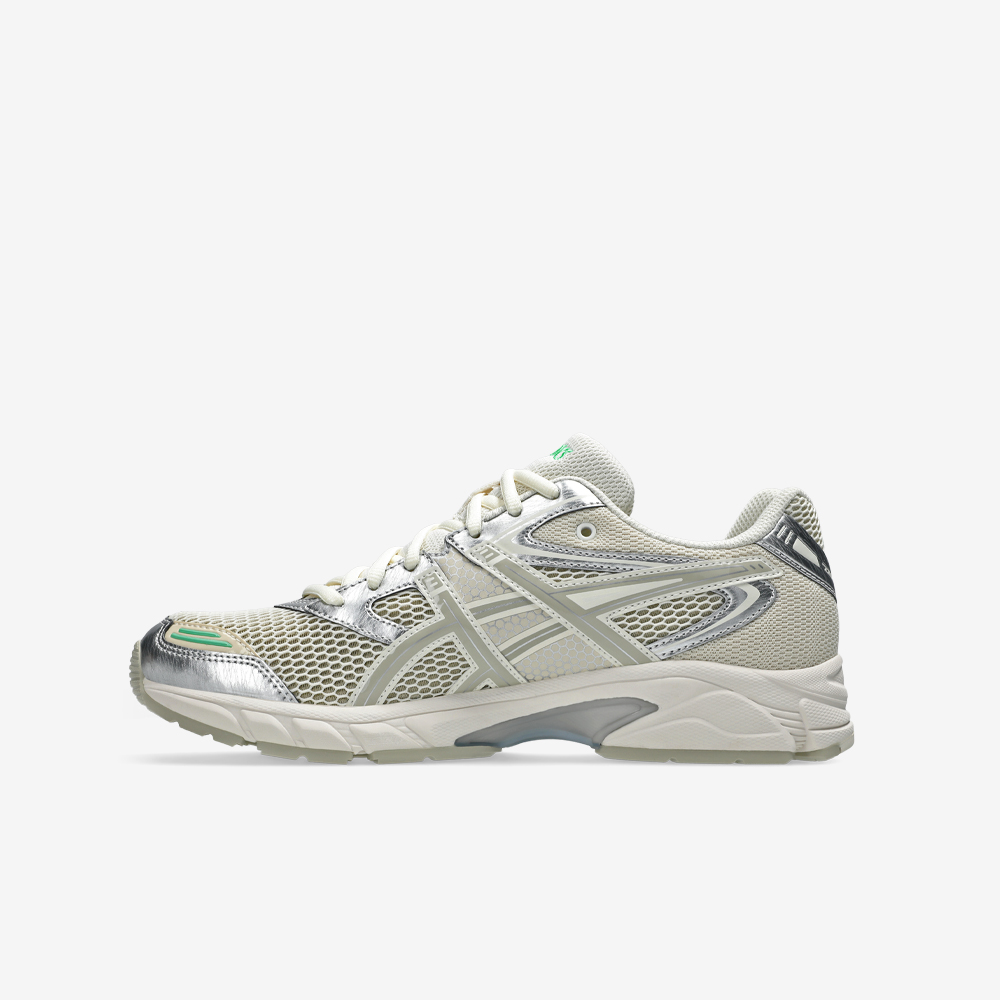 GEL-DS TRAINER 14, Cream/Fossil#112522