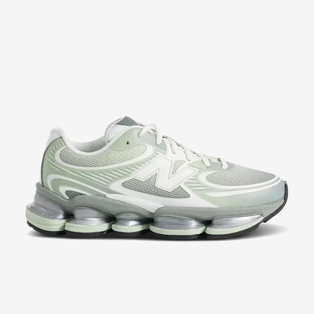 2000, Silver Moss