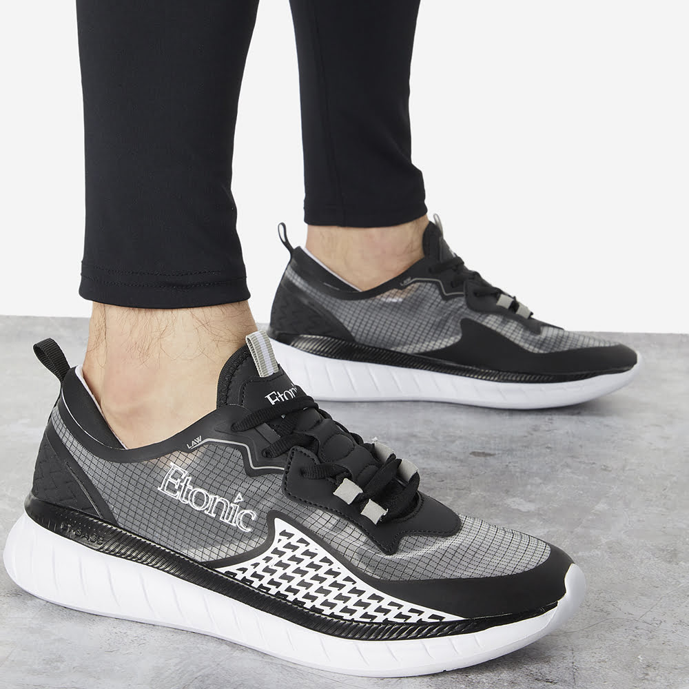 Law, Black/White#89795