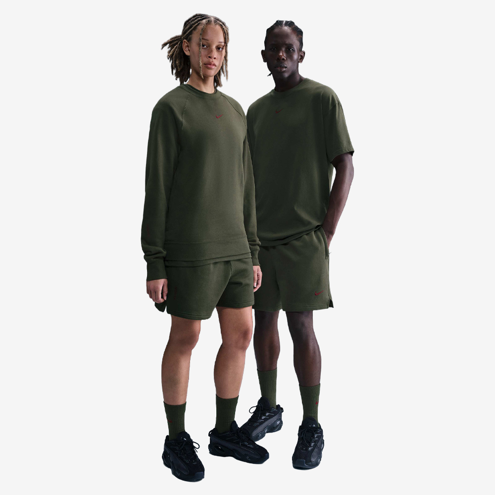 NOCTA Cardinal Fleece Shorts, Cargo Khaki/Team Red#112625