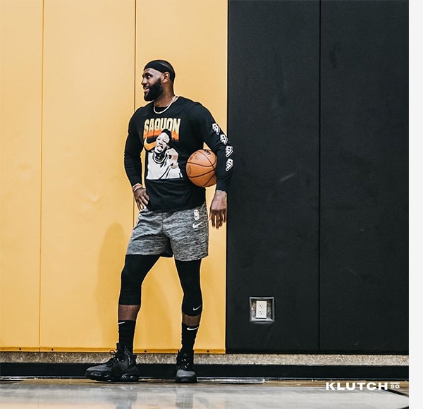 Леброн в новых Nike Lebron XIX