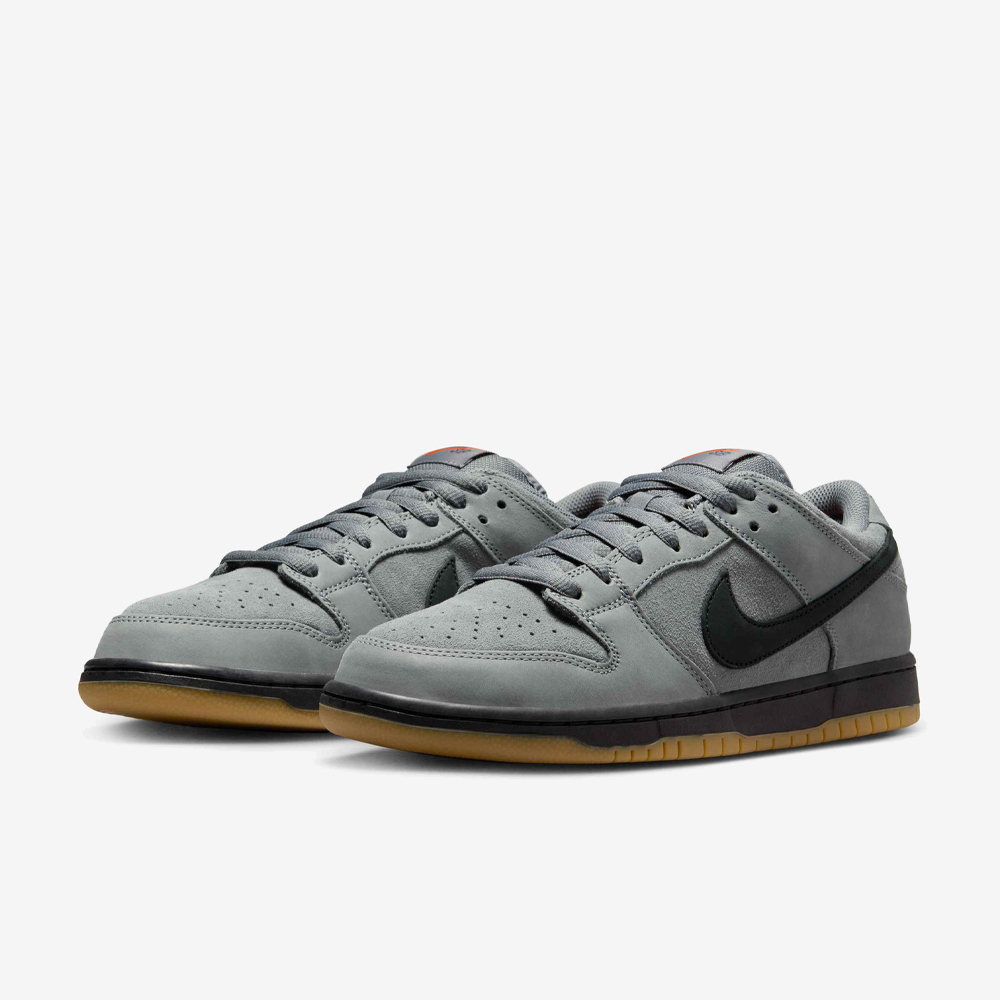 SB Dunk Low Pro, Cool Grey