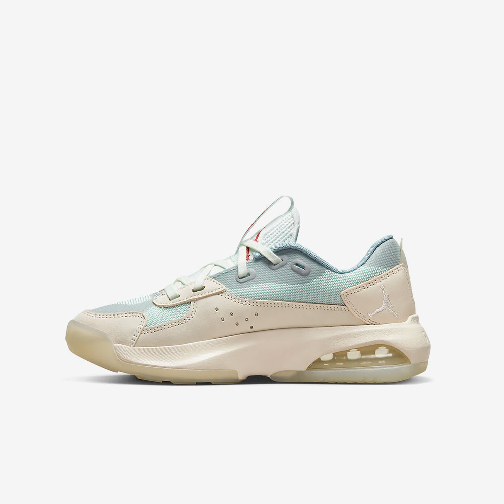 Wmns Air 200E, Light Orewood Brown/Barely Green/Metallic Silver#87560