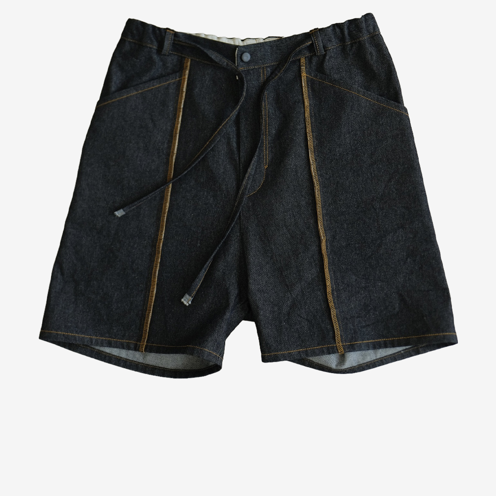 Leaf Inside Out Denim Shorts With Pouch Bag, Black/Orange#112835