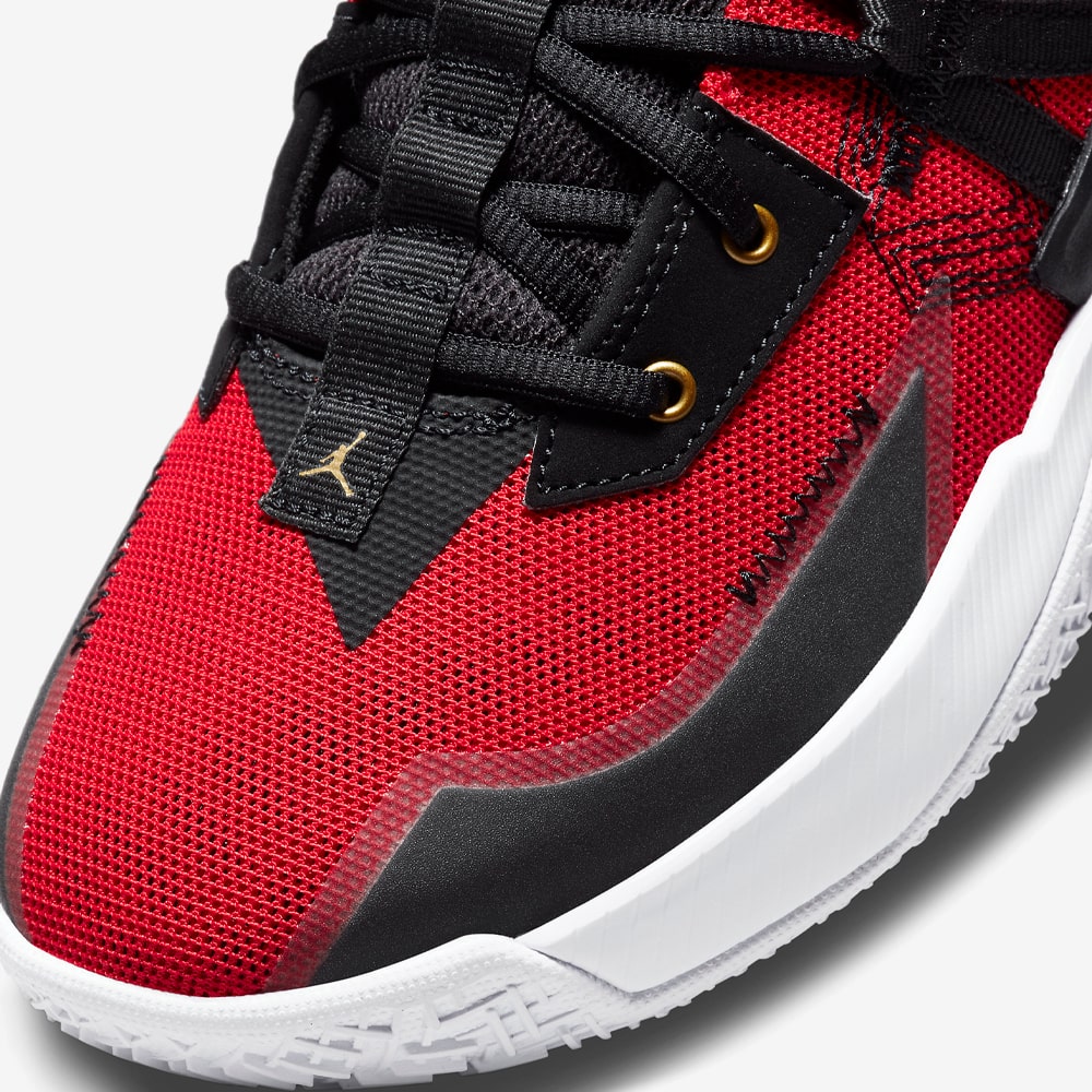 One Take II, University Red/Metallic Gold-Black-White#72948