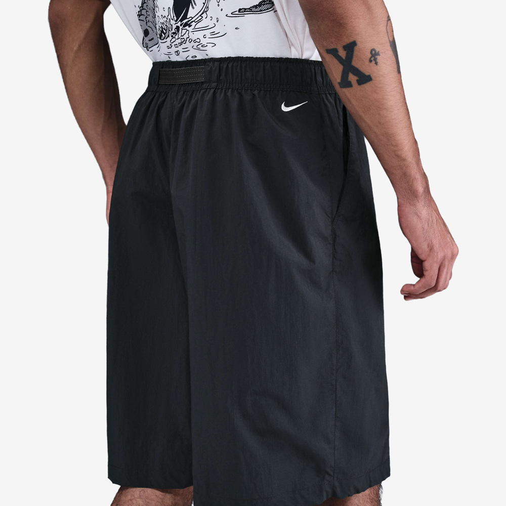 ACG "Orb Weaver" UV Repel Oversized Shorts, Black/Anthracite/Summit White#113493