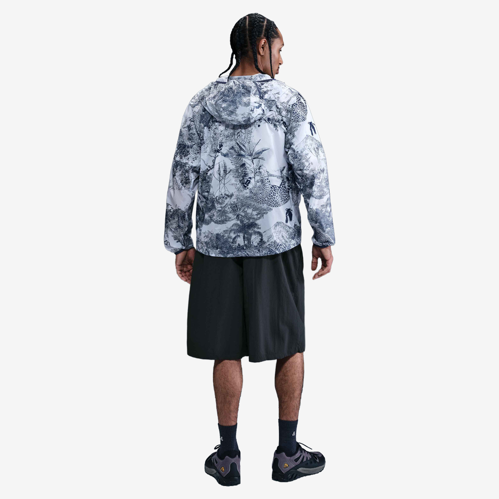 ACG "Orb Weaver" UV Repel Oversized Shorts, Black/Anthracite/Summit White#113495