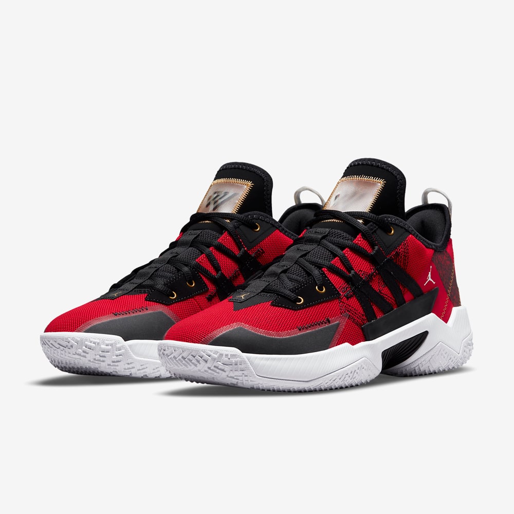 One Take II, University Red/Metallic Gold-Black-White#72945