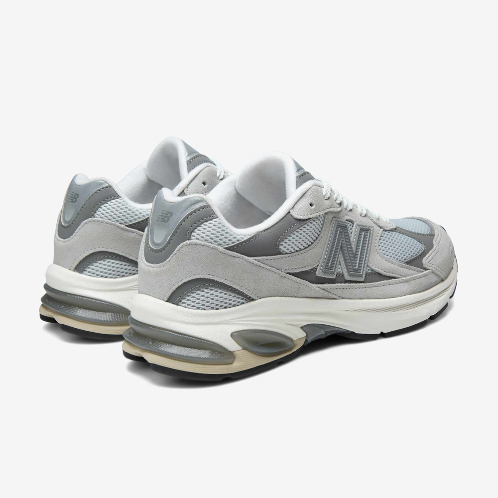 2010, Raincloud/Harbor Grey/White#113545