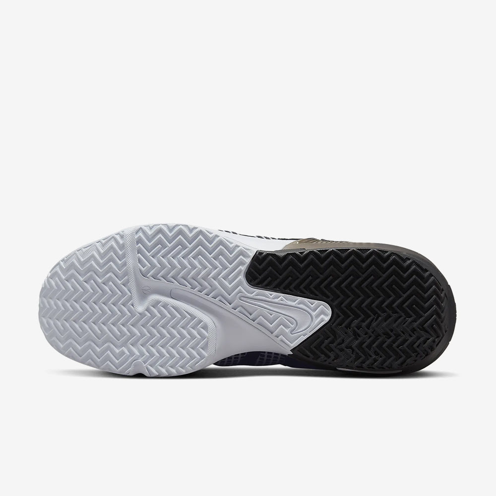 LeBron Witness VII, White/Metallic Silver-Black#86095