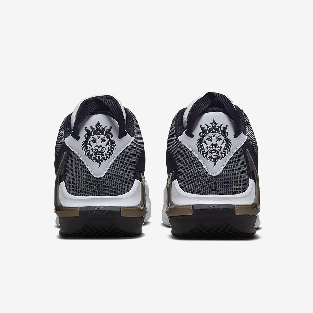LeBron Witness VII, White/Metallic Silver-Black#86097
