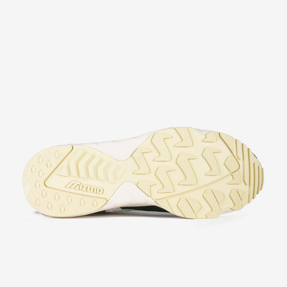Contender, White/White/Pine Grove#91679
