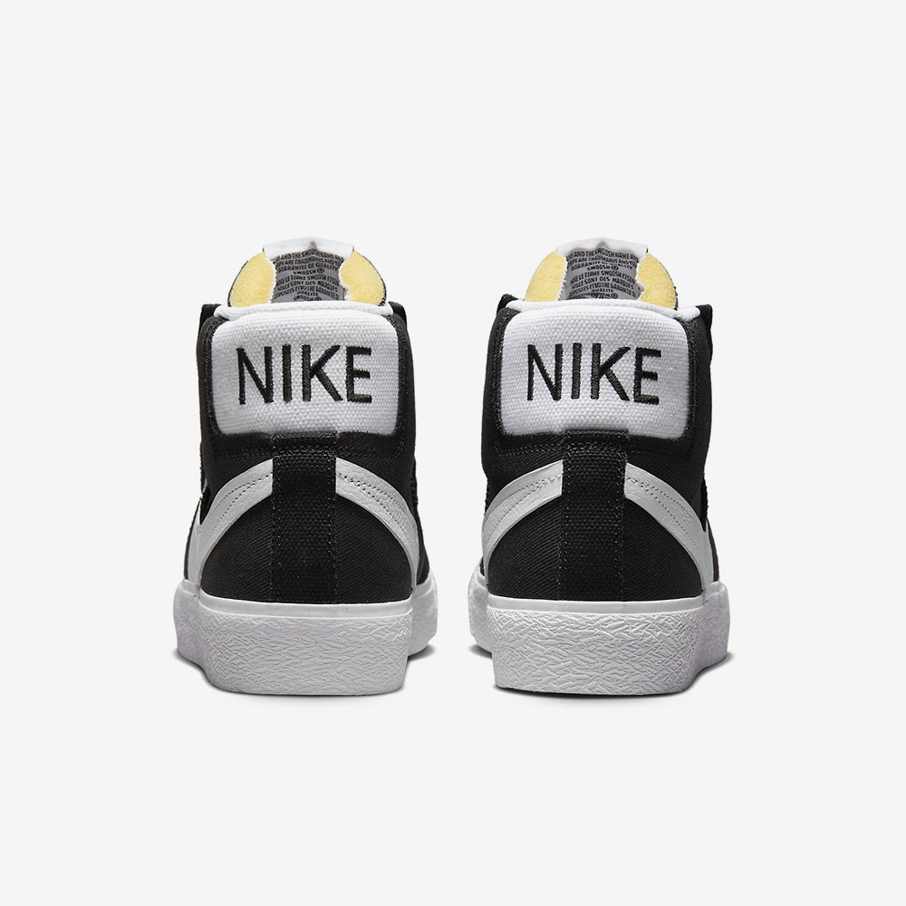 SB Zoom Blazer Mid PRM, Black/White#90385