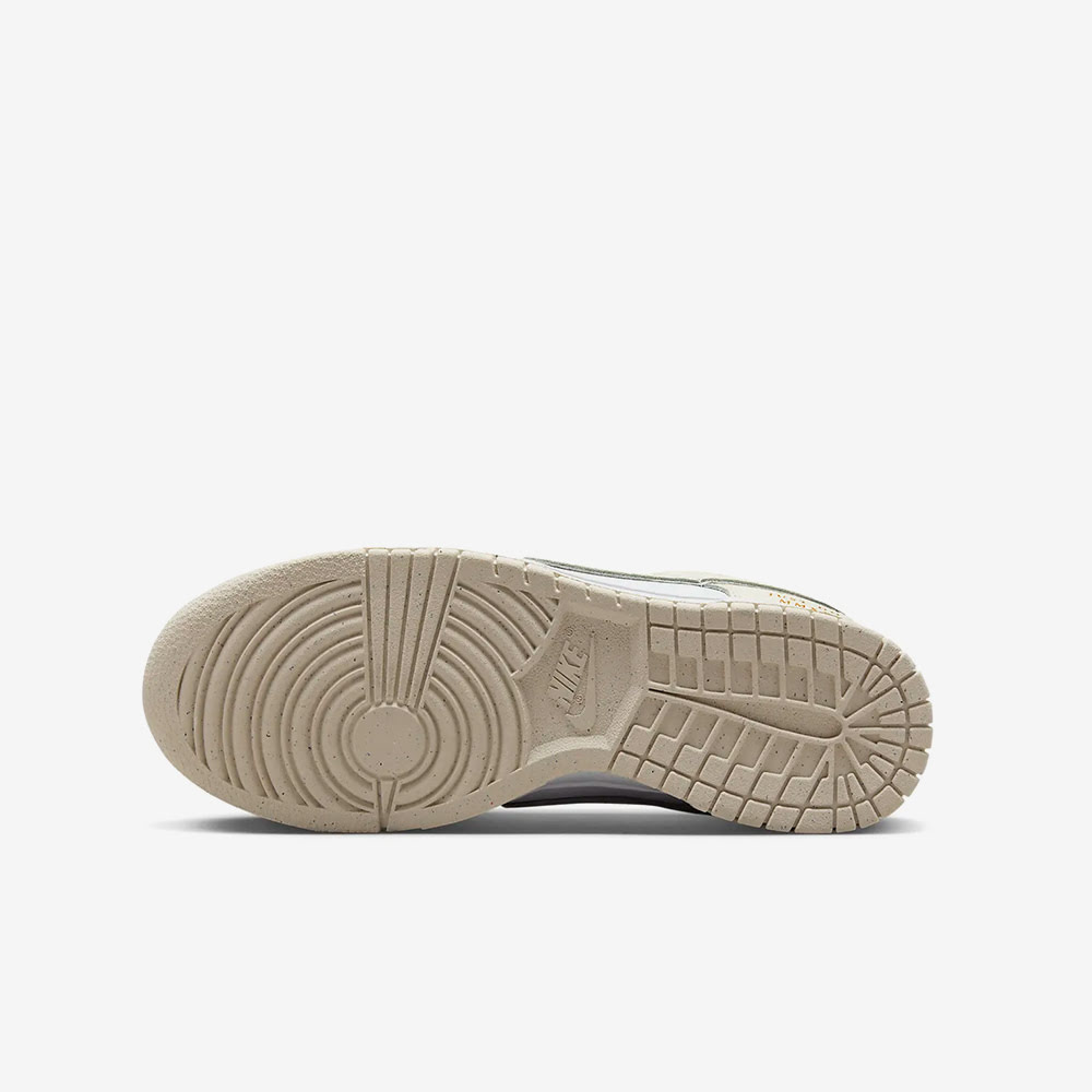Wmns Dunk Low SE, White/Phantom-Team Red#88002
