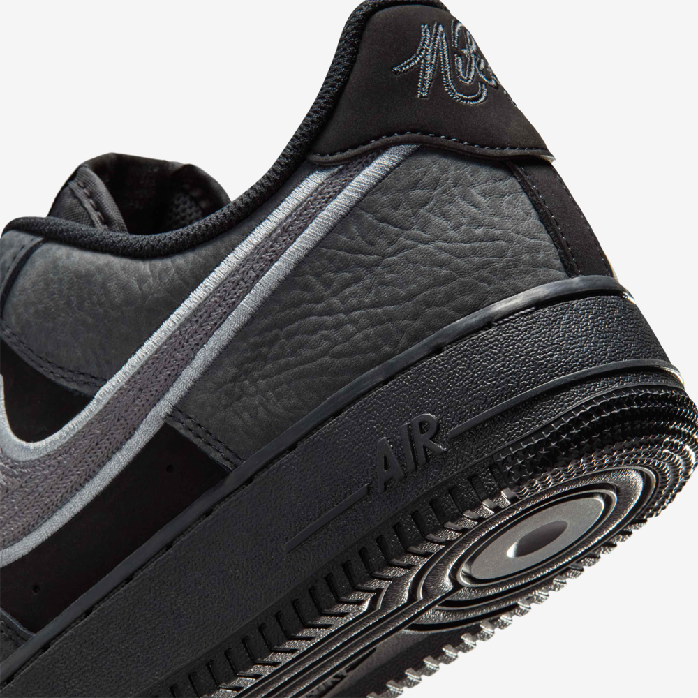 Air Force 1 '07 LV8, Black/Smoke Grey/Dark Smoke Grey#115425