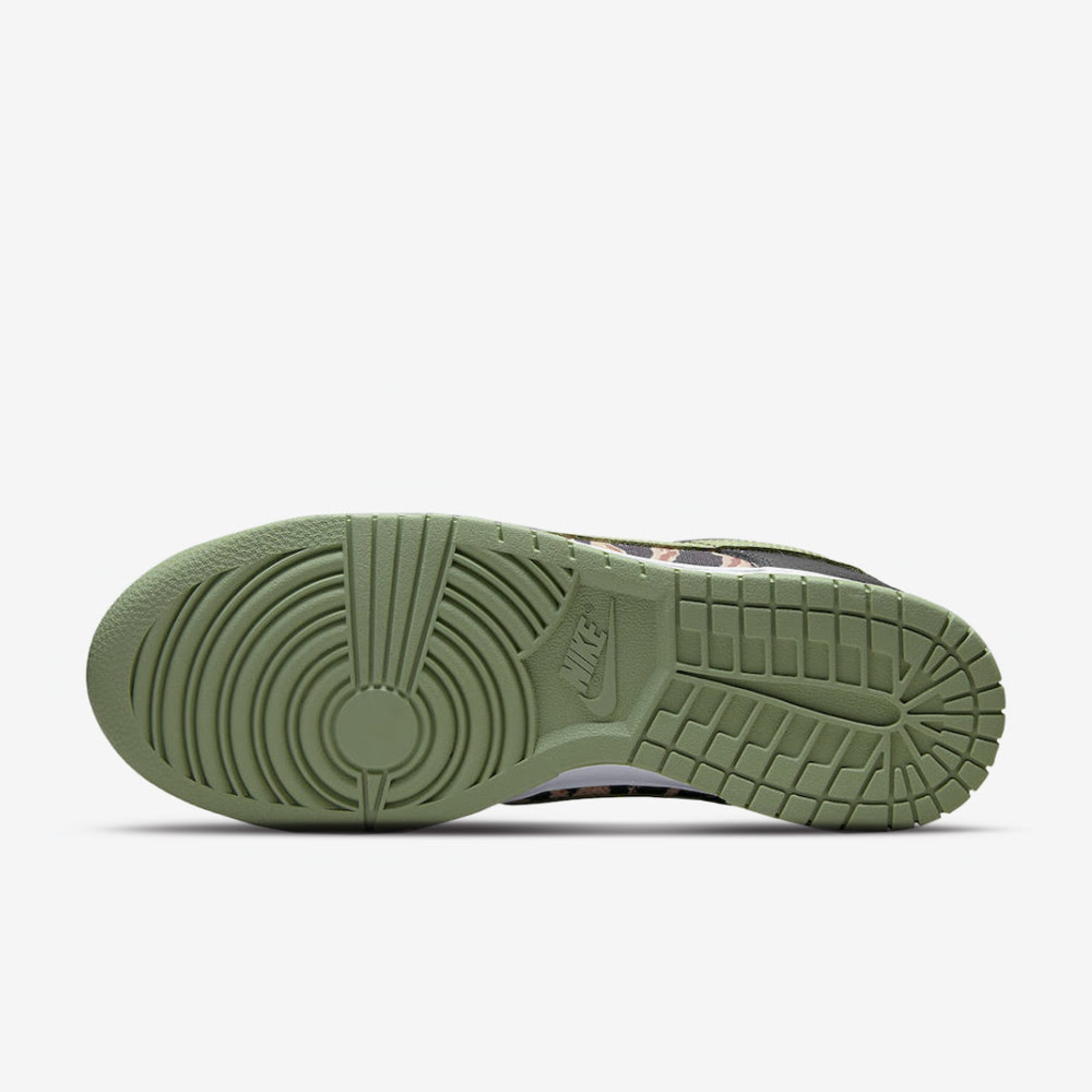 Dunk Low SE, Black/Oil Green-White#84654