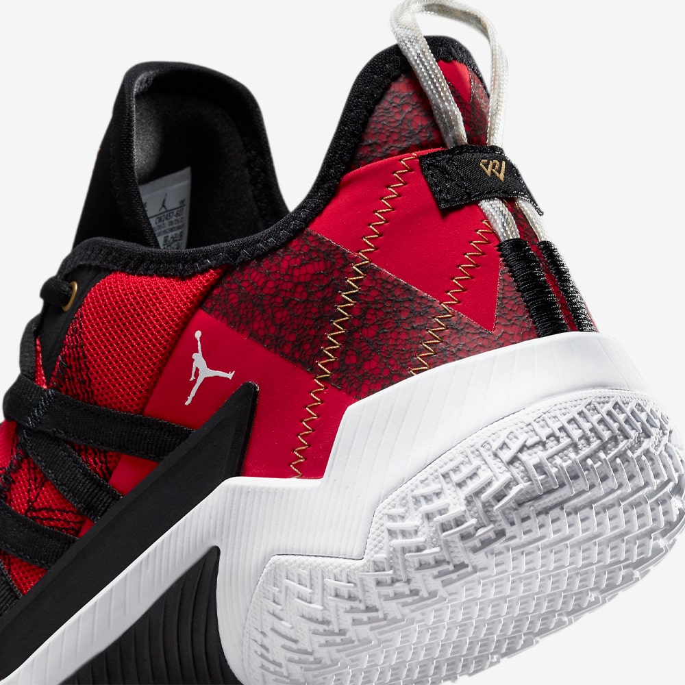 One Take II, University Red/Metallic Gold-Black-White#72949