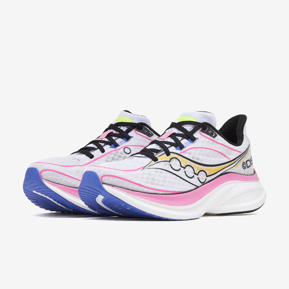 DISTANCE x Saucony Endorphin Speed 5, White/Pink