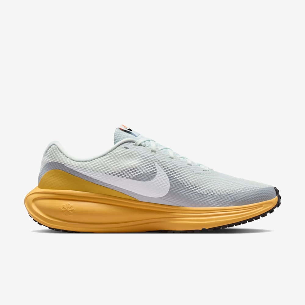 Revolution 8, Off-White/Wolf Grey/Topaz Gold/White#112154