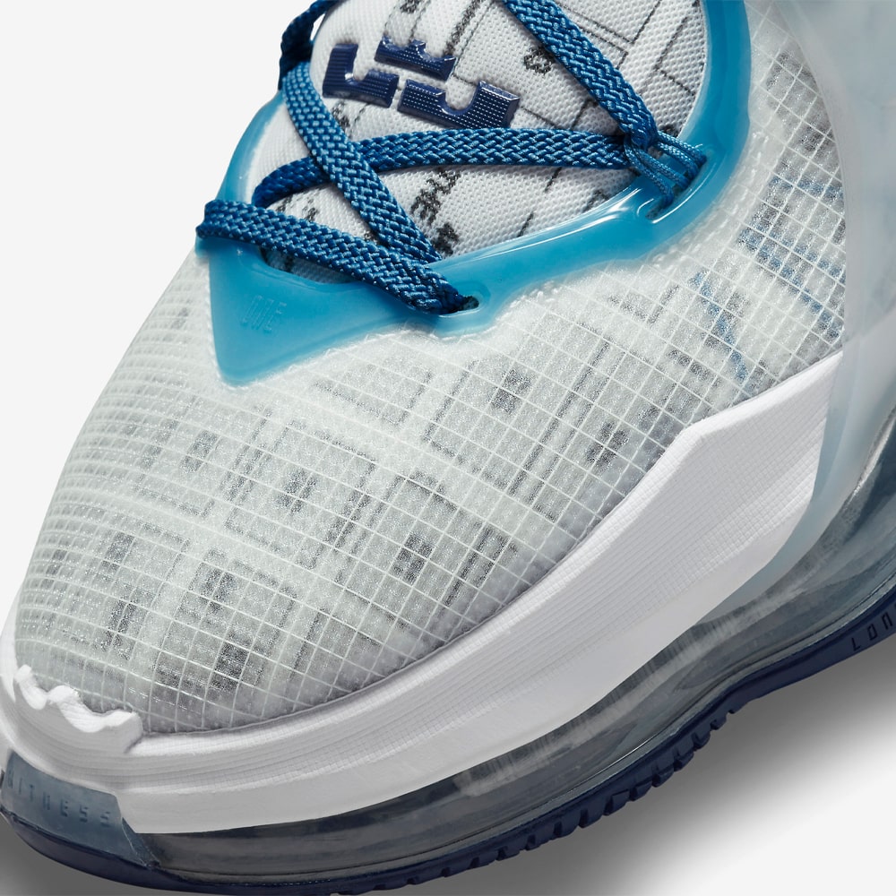 LeBron XIX, White/Dutch Blue-Blue Void#78352