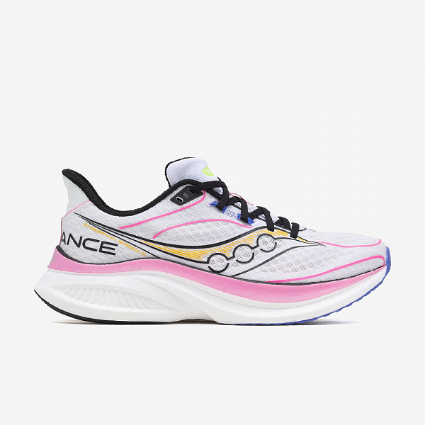 DISTANCE x Saucony Endorphin Speed 5, White/Pink